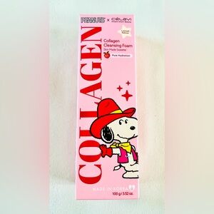 Célavi x Peanuts Cleansing Foam - White
Peach Scented